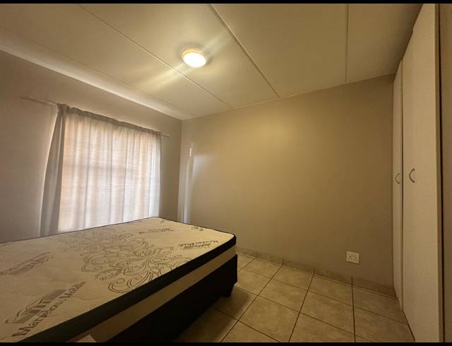 2 BEDROOM APARTMENT FOR SALE IN RUSTENBURG CENTRAL
